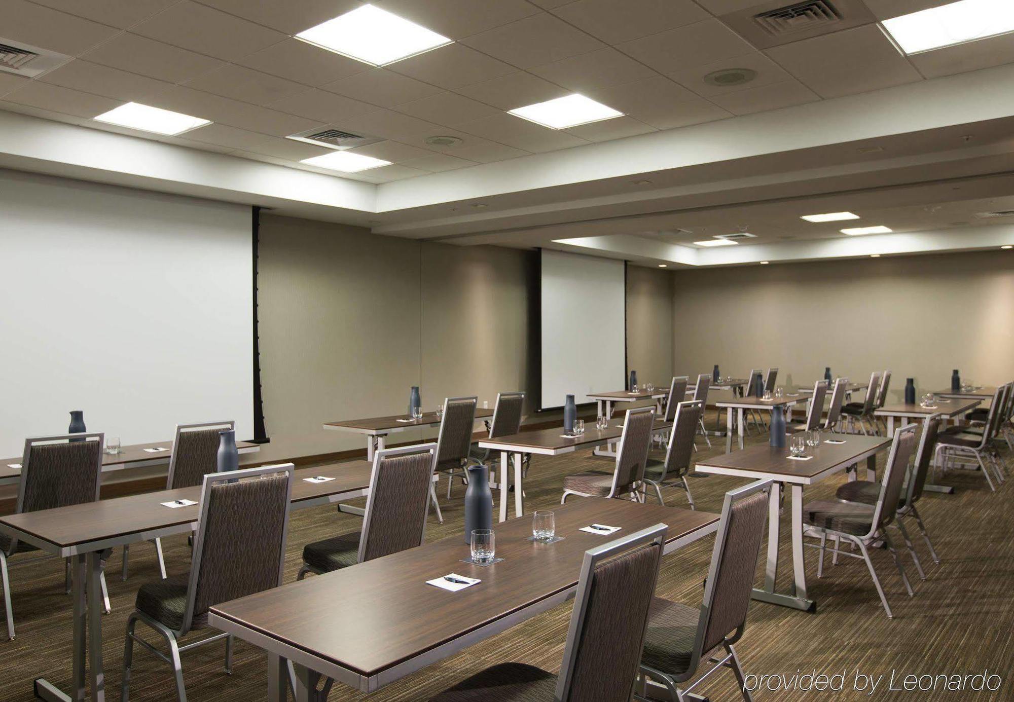 Ac Hotel Cincinnati At Liberty Center West Chester Exterior foto