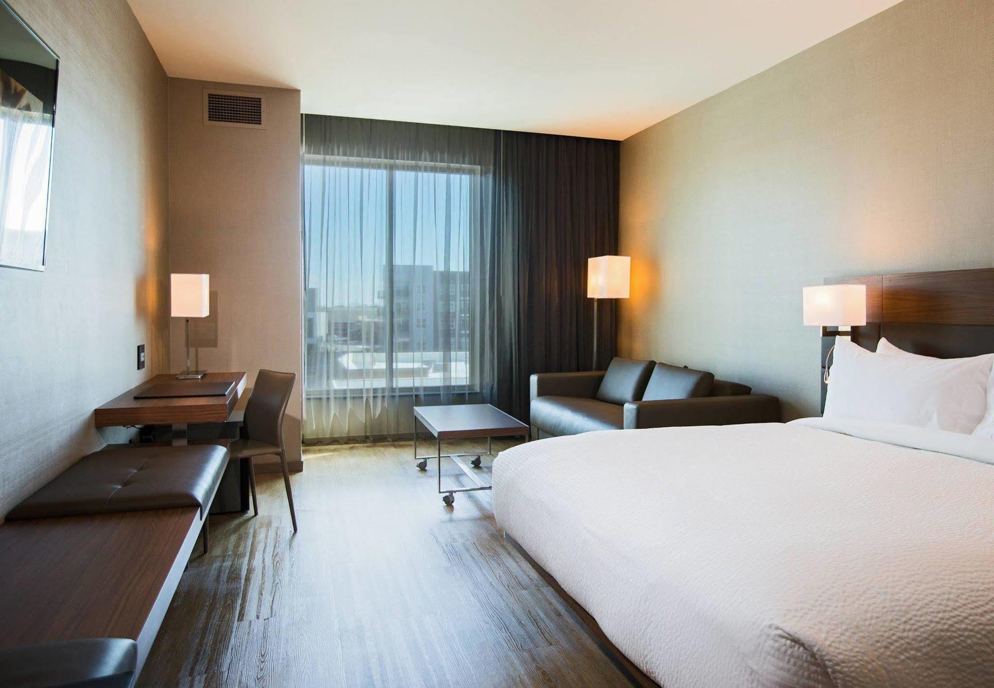 Ac Hotel Cincinnati At Liberty Center West Chester Exterior foto